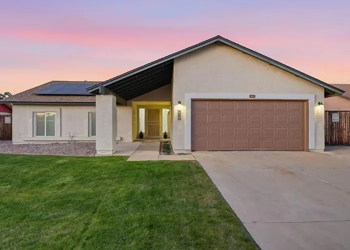 Holiday home Sonoran Sun Retreat On Dahlia - Pool & Hot Tub! *