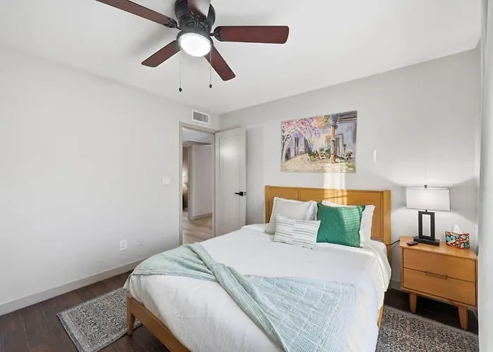 Holiday home Sonoran Sun Retreat On Dahlia - Pool & Hot Tub! Peoria